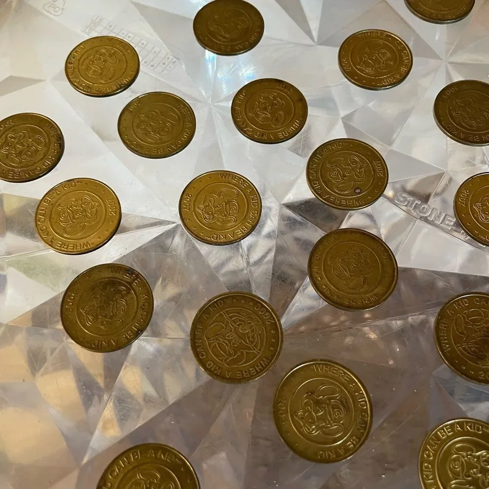 2007 Chuck E. Cheese Coins Lot of 24